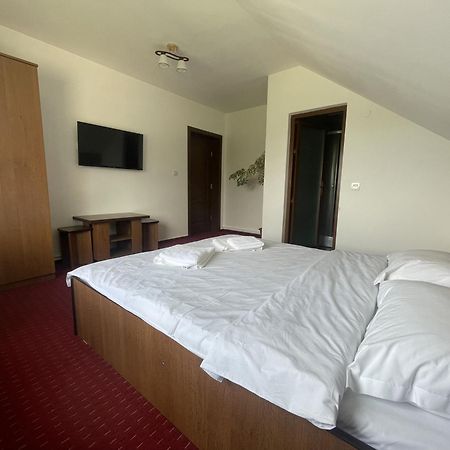 Cocosul De Munte Hotel Baia de Fier Eksteriør billede